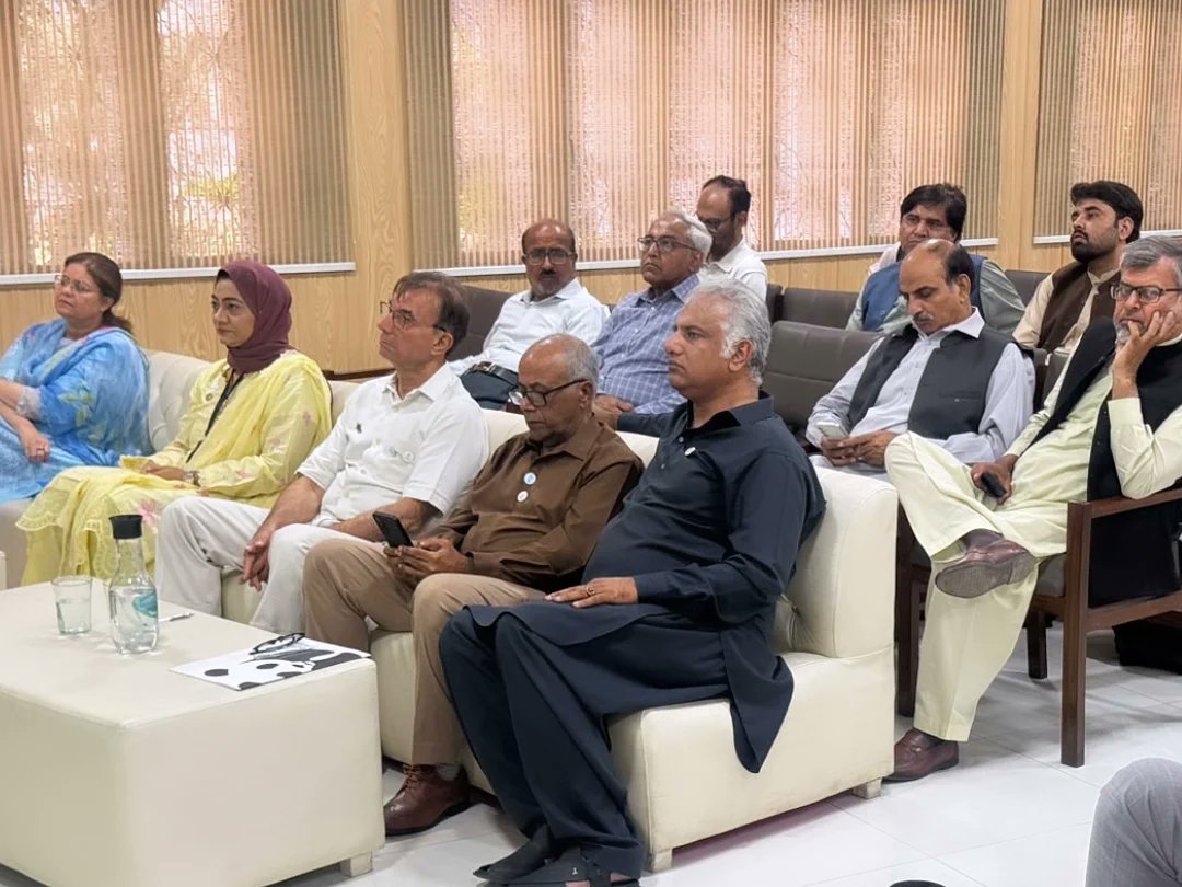 UrbanUnitGop's tweet photo. Dr. Nausheen Mazhar of Lahore College for Women University emphasized during the workshop on Extreme Heat Preparation and Adaptation in Lahore that climate action must be driven by research, education, and collective responsibility.
@unwomenasia @WWFPak 
@Marriyum_A @lahore_wasa https://t.co/pTBmzDVlNJ