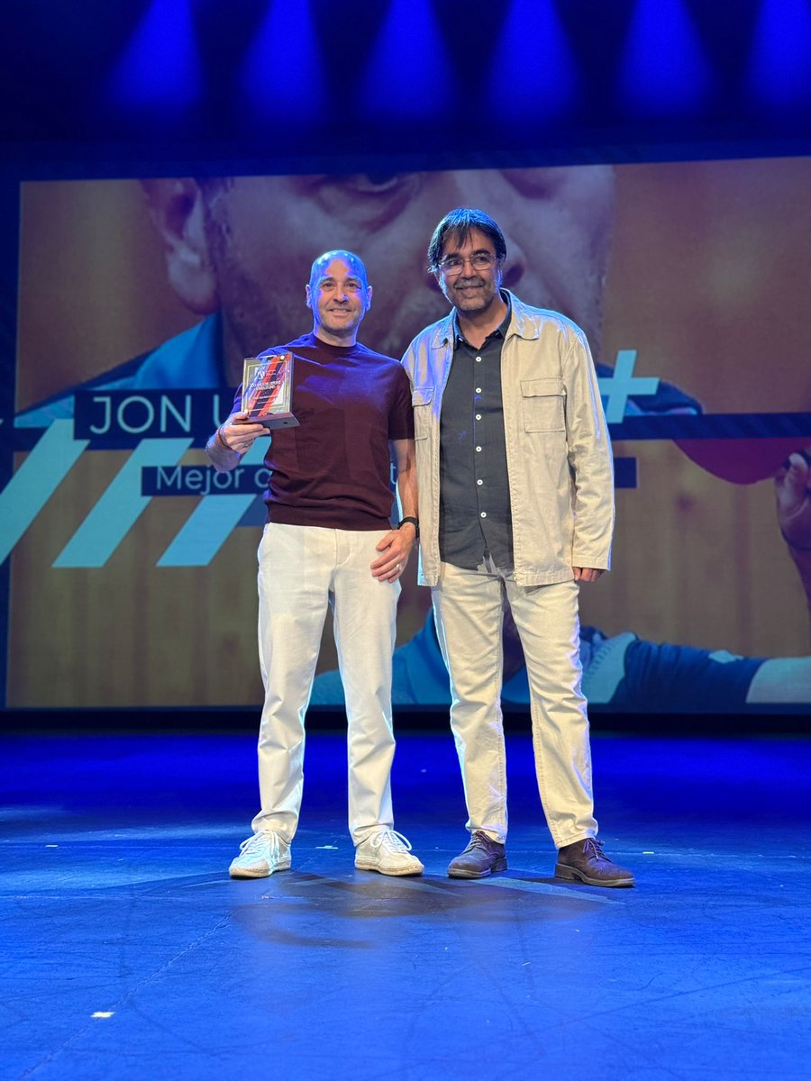 osfernand's tweet photo. Con el Teatro Bulevar lleno hasta la bandera, ayer celebramos la Gala del Deporte de Torrelodones. 

Una impresionante concentración de talento, esfuerzo e ilusión que nos llena de orgullo https://t.co/R4pK4fWGyR