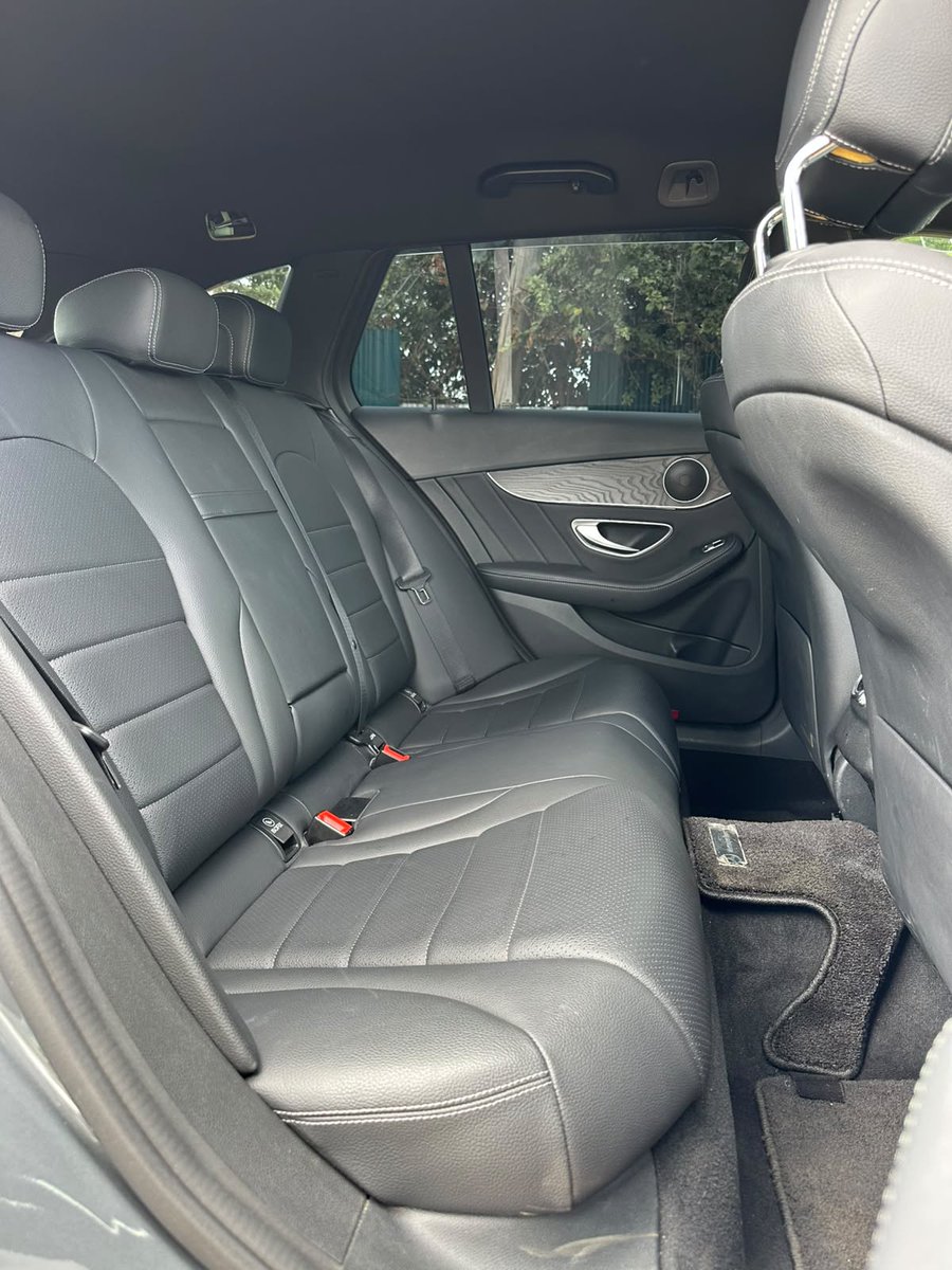 RjMotorworld's tweet photo. ▪️Apple CarPlay/Android Auto
▪️LED High-Performance headlamps
▪️Leather Seats
▪️Electrically Adjustable Heated Front Seats https://t.co/NC8uBwEJC9