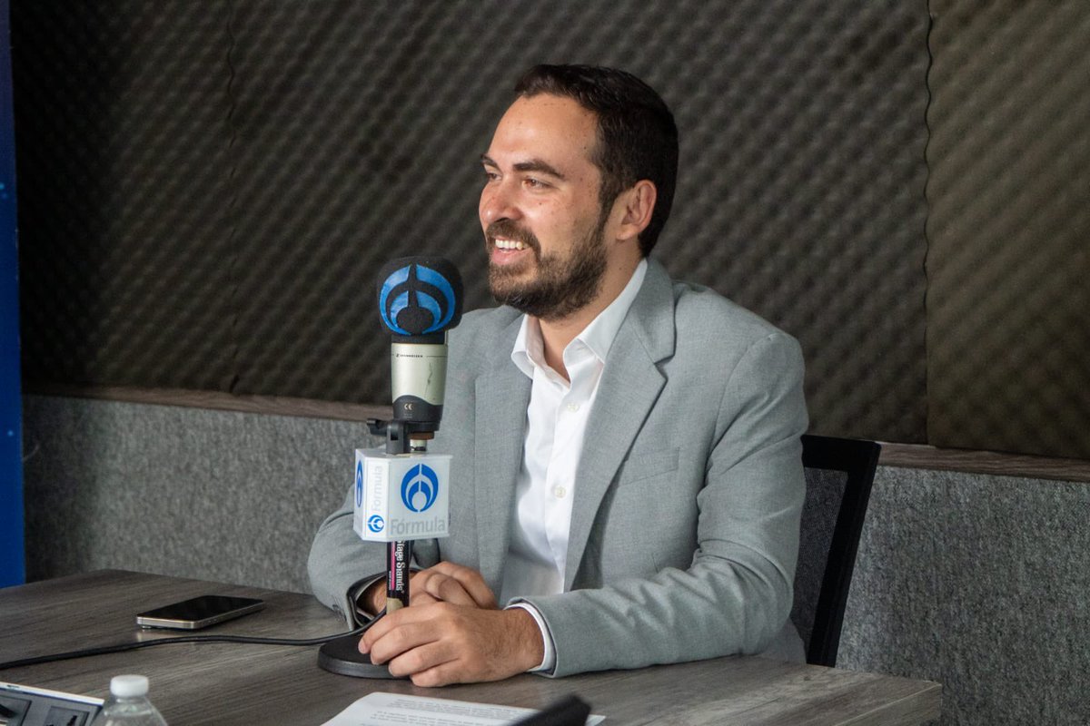 AlanMarquezBe's tweet photo. Desde @FormulaBajio platicamos sobre las acciones en materia de economía, salud y seguridad que llevamos acabo en @diputadospan por las familias de León 🦁. https://t.co/UB3wRlhQVR