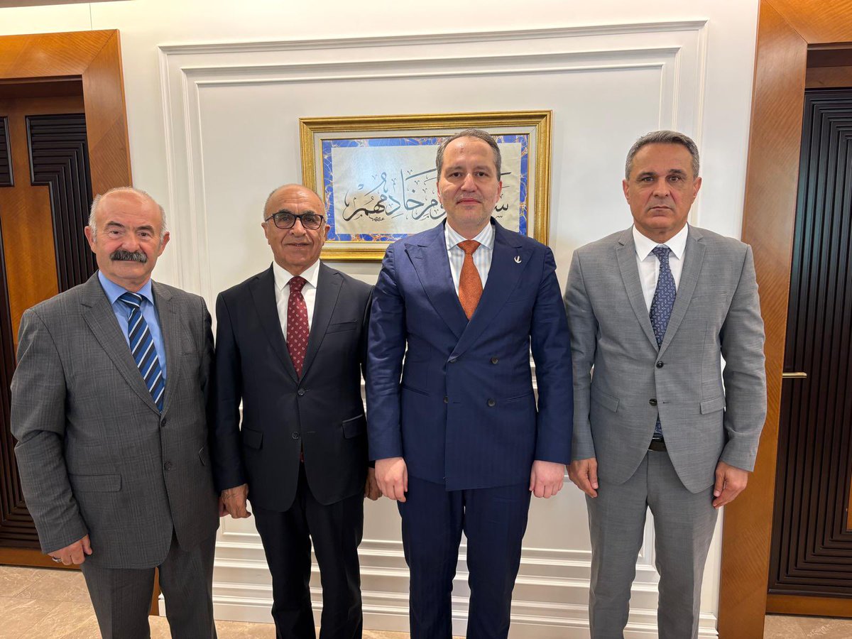 habadogan's tweet photo. Yeniden Refah Partisi Genel Başkanı Fatih Erbakan’ı ziyaret ettik. Görüşmede Cemevlerinin hukuki statüsüne ilişkin taleplerimiz ve bu konuda atılması gereken adımlar ele alınmıştır. https://t.co/dXyjkiF5Pa
