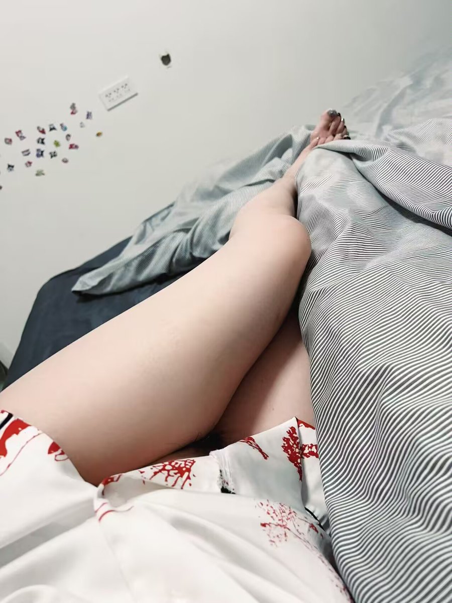 95qinglu's tweet photo. 明天终于休息啦。有靠谱的单或者情侣活动么。明天 #夫妻 #单男 https://t.co/X9v95zebuN
