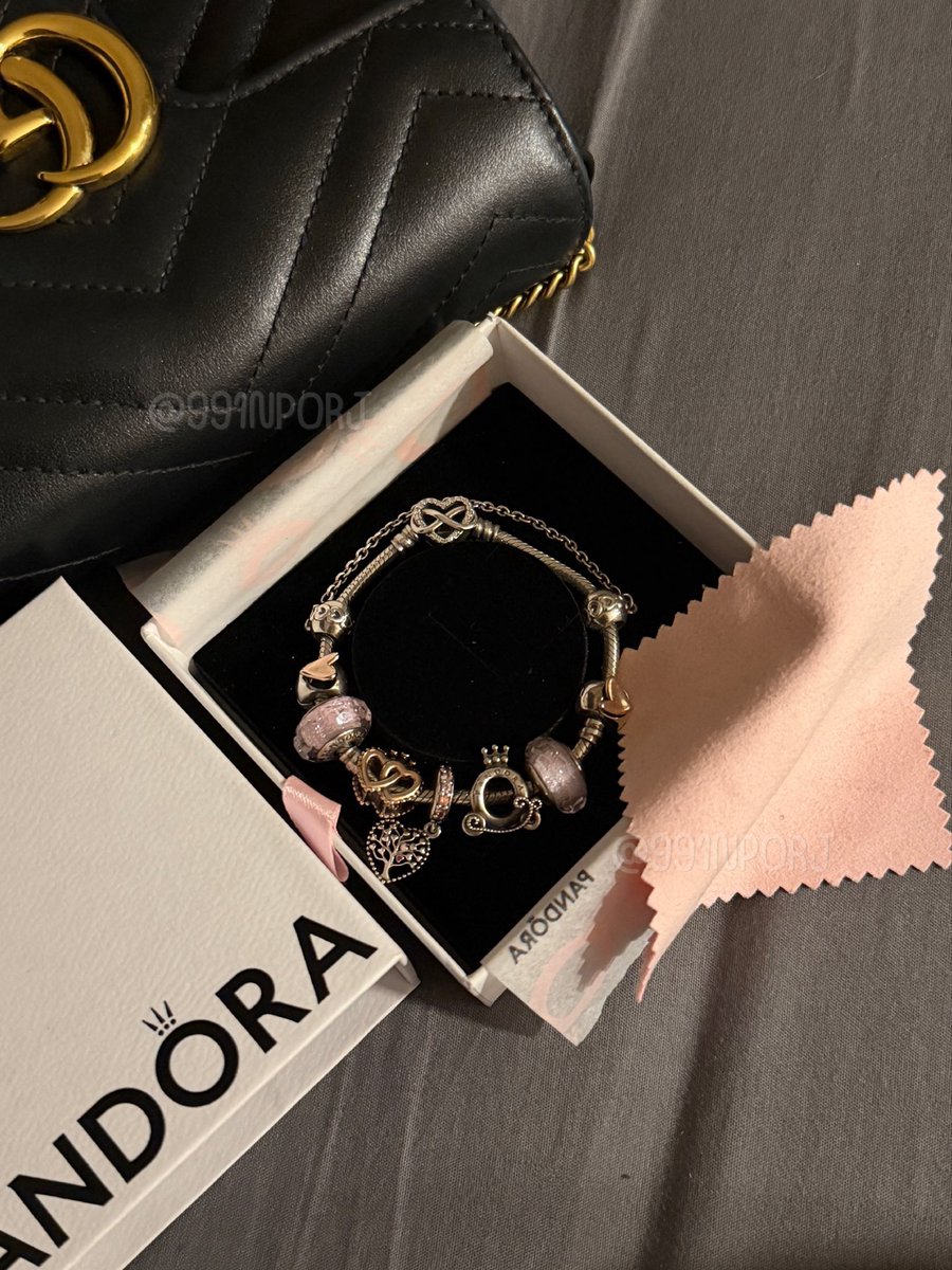 i3kna's tweet photo. #ส่งต่อpandora 17cm 8.5k ขายยกเส้นนะคะไม่แยก มีอุปกรณ์ทุกชิ้นสภาพดีไม่ค่อยได้ใช้ เพิ่มเติมDM นัดรับม.กรุงเทพ เซฟวันโก(แยกคปอ.)💖 #ส่งต่อแพนโดร่า #ส่งต่อแพนดอร่า #แพนดอร่ามือสอง #pandorathailand #เสื้อผ้ามือสอง #ส่งต่อเครื่องสำอาง https://t.co/IJLP8xVDie