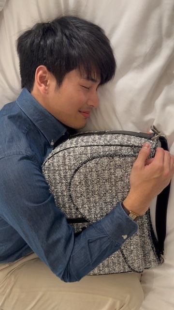 apopresent's tweet photo. ตุวดื้อ 😛💛💓💘🩷💞🫪⭐️ https://t.co/ZgBiMaVZ6F