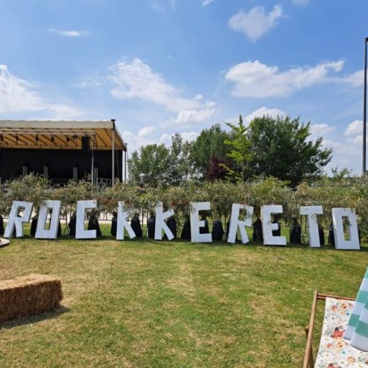 PMTerredargine's tweet photo. #PLTerredargine #NovidiModena
Fino al 7 giugno #RockkeretoFestival2026 presso il Parco Multiverso in Via 4 Novembre 102, a Rovereto sulla Secchia (Modena)
#noicisiamo 👮♀️👮🚔per garantire l'ordine e la #sicurezzapubblica
@PMTerredargine https://t.co/eeiLP9m6tX