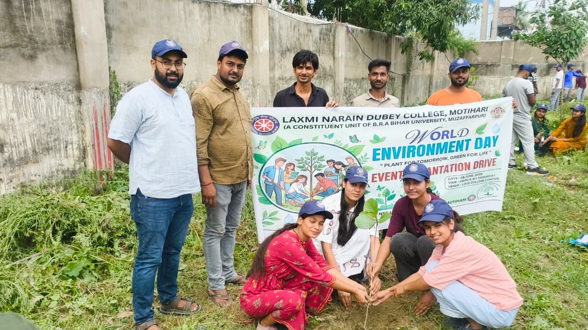 NssLnd's tweet photo. Volunteers of NSS Unit of L.N.D College, Motihari joined hands in a plantation drive to nurture nature and contribute to a healthier, greener planet.Every tree planted today is a gift to the generations of tomorrow.
#WorldEnvironmentDay #SaveEnvironment #PlantATree https://t.co/SC8lDVDWyW