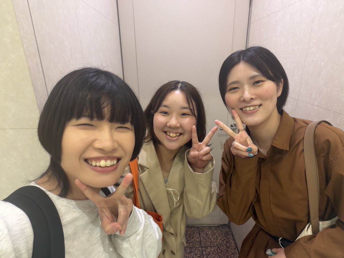 miya_fkok's tweet photo. ユニットトリオ
えーびーおー！！ https://t.co/vqIAbTPzED