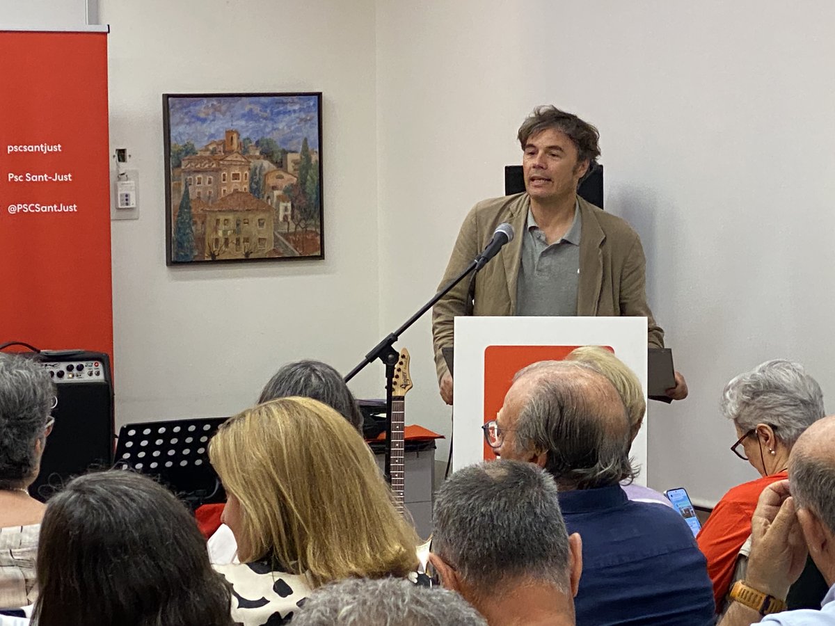 PSCSantJust's tweet photo. Moltes gràcies a totes i tots els assistents als Premis de la Rosa de Sant Just celebrats ahir a Les Escoles.

Felicitas als nous militants del PSC premiats amb la rosa blanca.

Moltes gràcies Sonia Guerra, la nostra viceprimera secretària d'Acció Política per assistir.
@SonyaGuerraLpz @PSCBaix @ginapol @joanbasaganyas @socialistes_cat