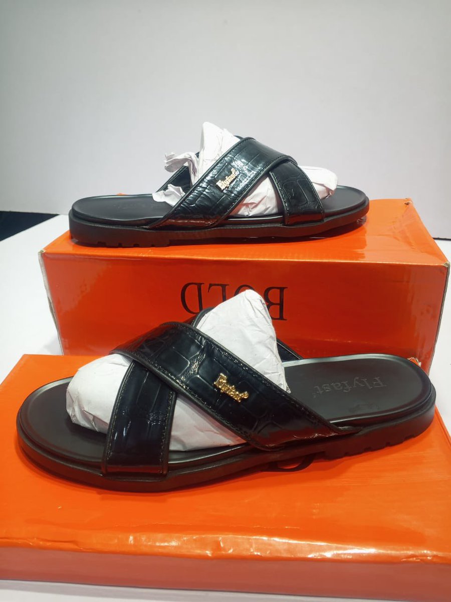 Ramlat_Shoemix's tweet photo. Price N23,000

Location kaduna, delivery nationwide,

☎️09161024449. https://t.co/sh4ptYDVFd
