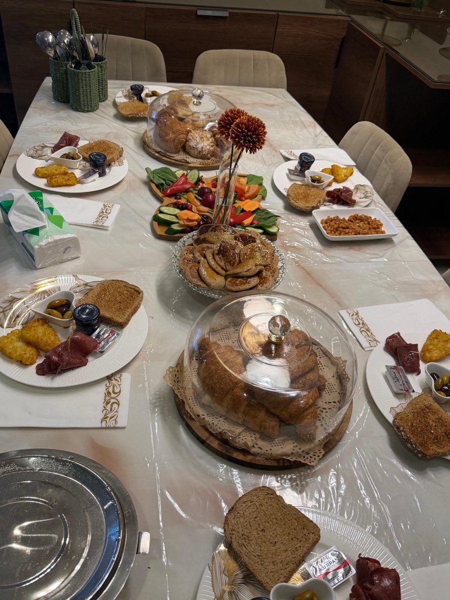 MisterFaahad's tweet photo. American Breakfast بالبيت اليوم https://t.co/i6qruiqvSD