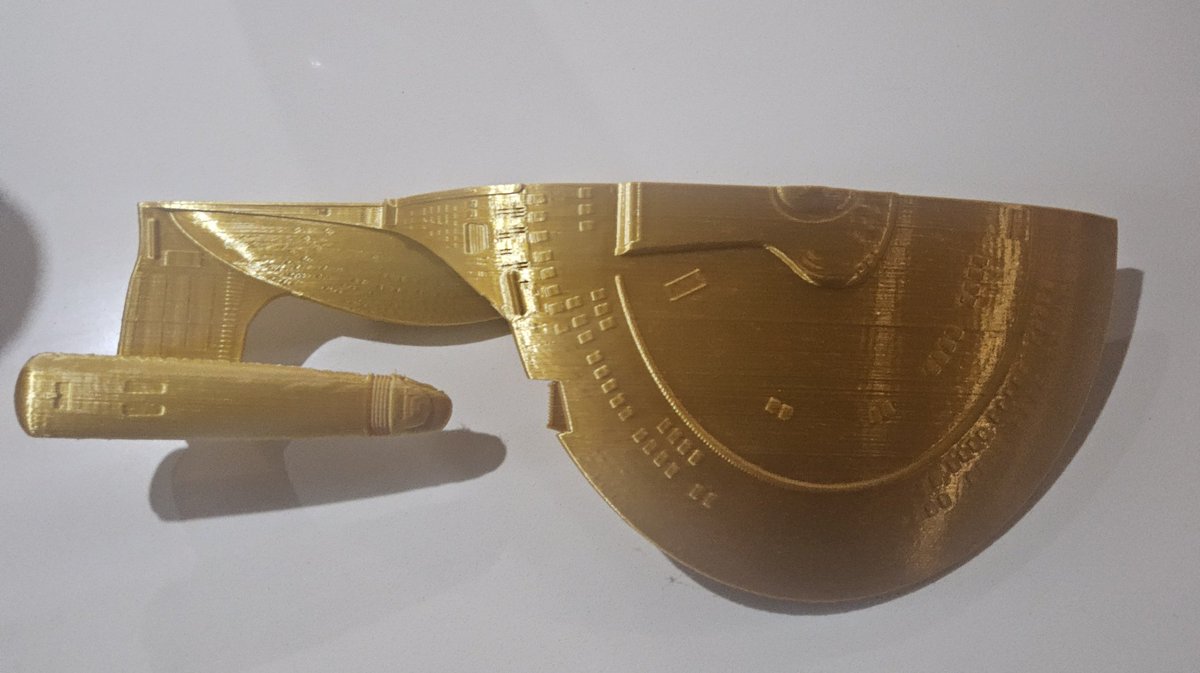 Duras_501st's tweet photo. Printed off a model of the fat one (Enterprise D)... then to work through by A Band C until I get to the one with no bloody letter 🤣

 #StarTrek #picard https://t.co/hKR6AOWe2S