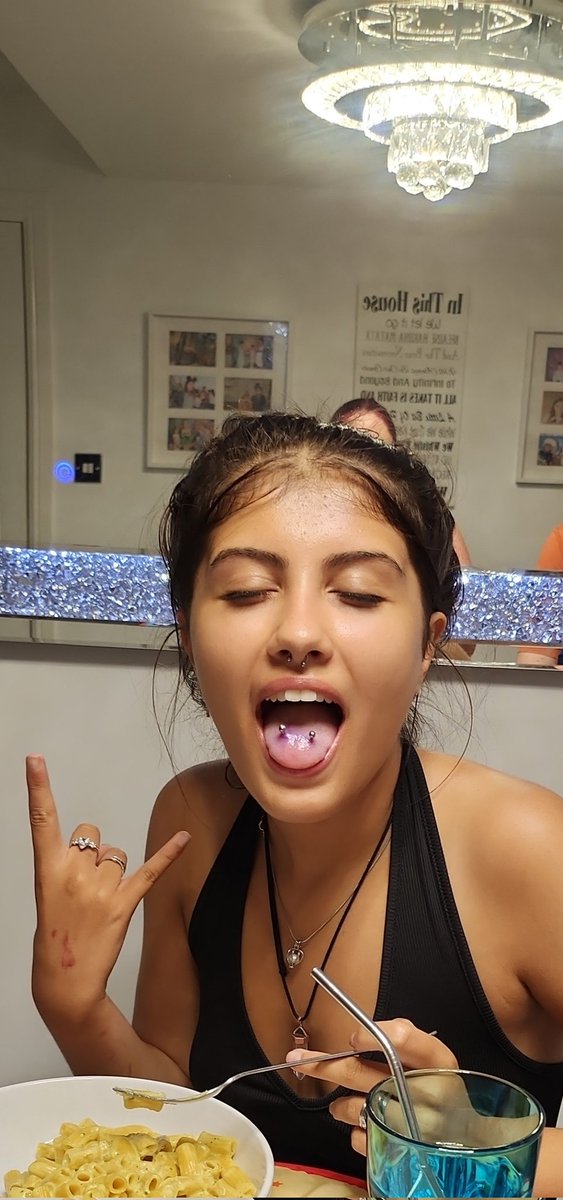 bossqueenXxX's tweet photo. I always have my mouth wide open.....do you all like.....am i a good girl ?💦🥵😘 https://t.co/64f7wCS1j3