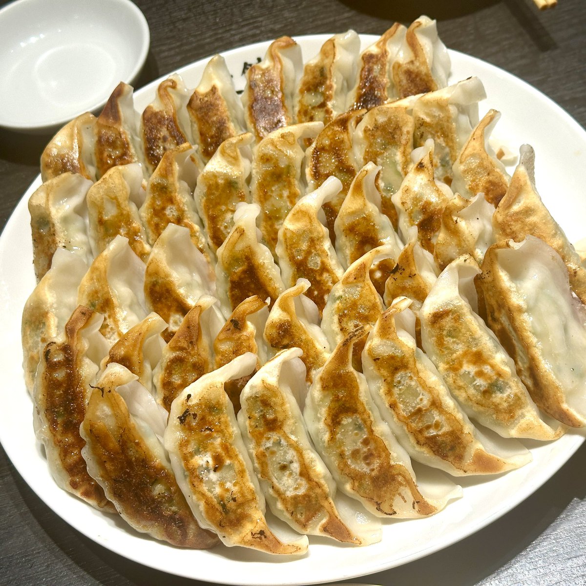 prm2_'s tweet photo. 餃子の練習
#金ボカ https://t.co/9pNcoZGrfy