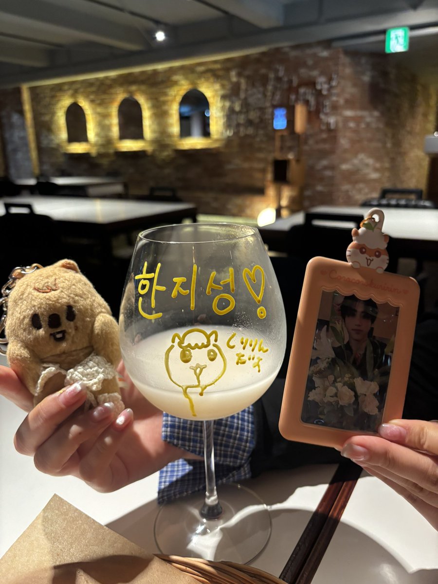 rnrnrnrn0208's tweet photo. 久々ﾅﾅﾁｰ🐿️くりりんだよㅋㅋㅋㅋㅋ https://t.co/blsrzi00KP