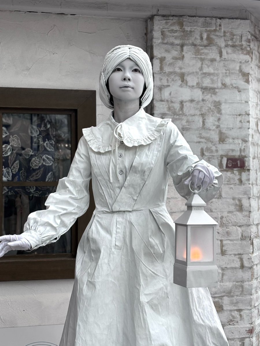 clown_luna's tweet photo. 私スタチューの写真撮るの上手いと思うの！
#スタチュー制作ワークショップ発表会 https://t.co/4UXSfBYSrO