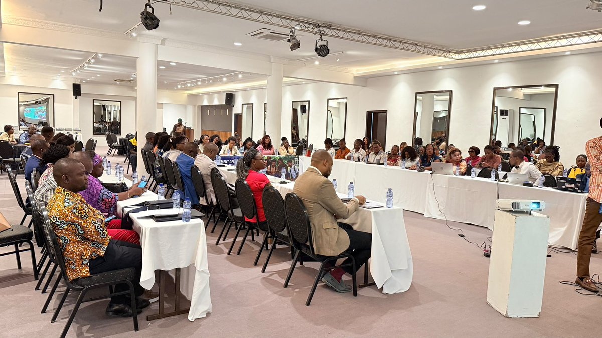 PnsaD5822's tweet photo. #HappeningNow
@MinSanteRDC  par son programme national de la santé des ados procède au lancement officiel de sa première Plateforme numérique sur la Santé et Bien-être des Adolescents et Jeunes en RDC, un espace confidentiel et sécurisé pour des informations fiables.
@OngUnion https://t.co/HCwWGxZonA