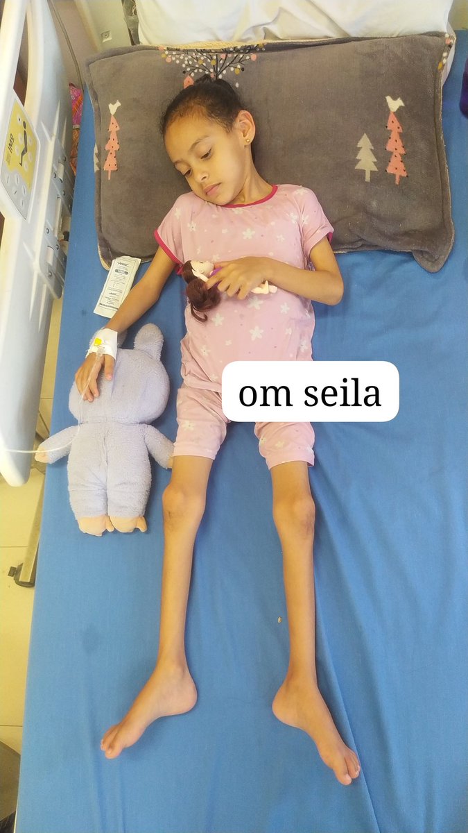 noor_noor50586's tweet photo. I never imagined that I would spend long months away from my family and my little daughters, or that my child would be injured in a bombing and lose her ability to walk.
I never imagined that my daughter, Sila, would go through such pain while she is still just a child. Today, my greatest hope is to see her recover and walk again. Please keep her in your prayers and do not forget her support and assistance. ❤️🙏🏻
https://t.co/OzDrS7YxF7