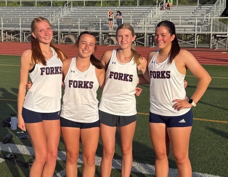 ForksAthletics's tweet photo. Varsity Track &amp; Field: Had an awesome day at the State Qualifiers. Congratulations to our Girls 4x8 and Boys 4x1 teams that qualified for States. Nice job by all. Let's Go Forks Nation! https://t.co/g7JsnrhHSk