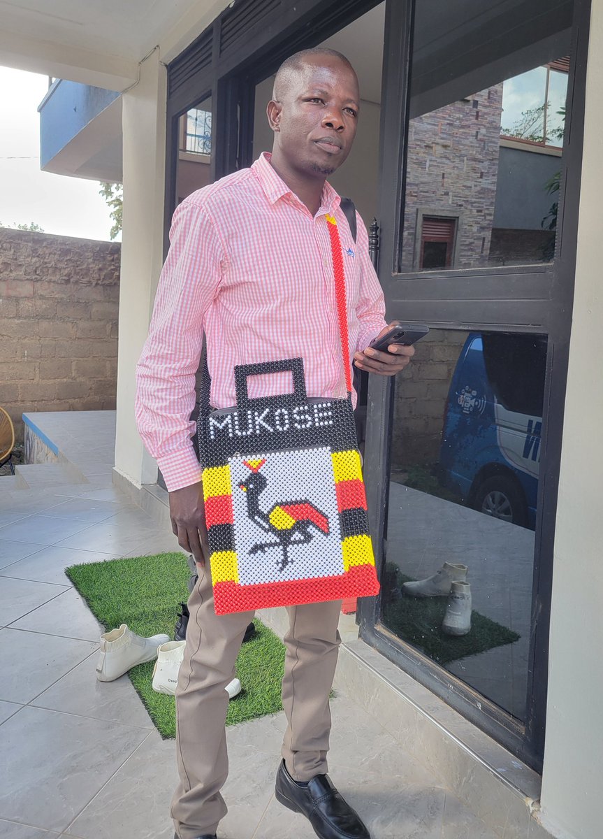 Mukosearnanth's tweet photo. Some of us are doing our best to ensure our great-grandchildren inherit the Uganda our forefathers fought for.

Many find our actions—our activism—unbecoming and unpleasant because they are either non-Ugandans, paid to destroy Uganda, or simply outsiders. 1/3 https://t.co/jfUqz9kzKK