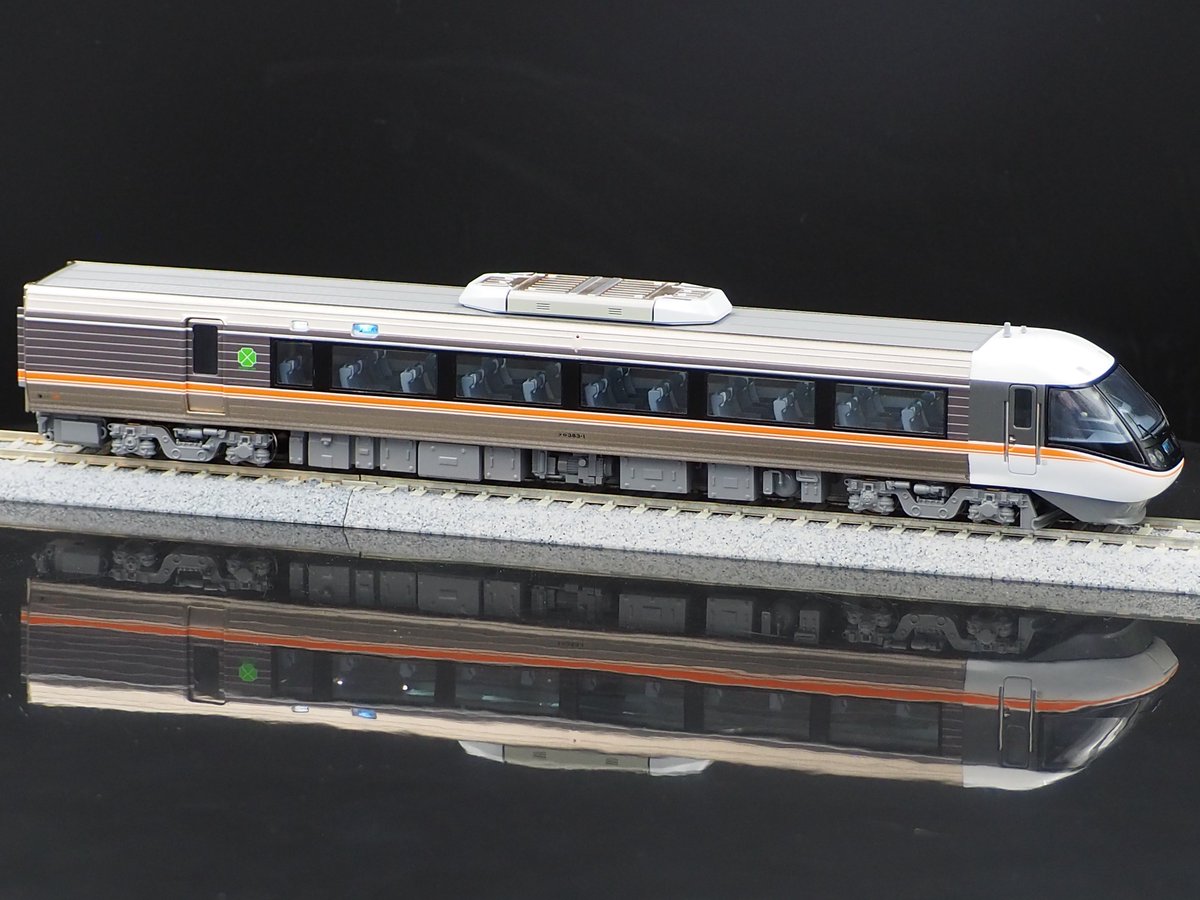 nd_precision's tweet photo. 1/80 16.5mm 
JR東海383系特急型電車　クロ383-1
急行『シュプールつがいけ』
実車ではついに一度も運用されることのなかった、
幻の列車種別を再現しました。
スカート等の部品構成は1994年の量産先行車ロールアウト時の構成に準じています。 https://t.co/6am1nziKOx