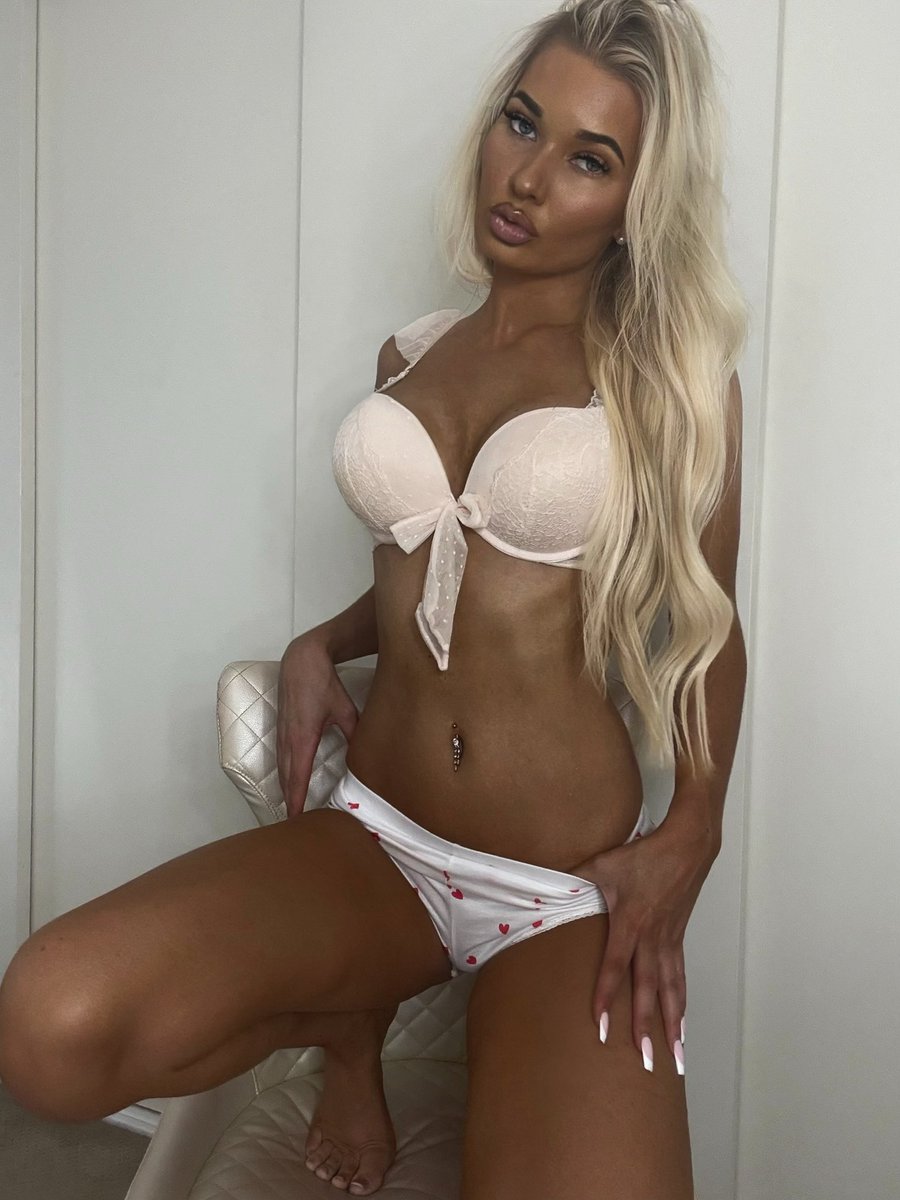 bxrbieblonde's tweet photo. They cannot be contained… https://t.co/cR0UUHNih5