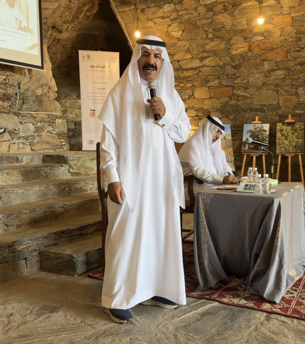 almigat's tweet photo. في موضوعين احدهما اكثر من الاخر في الاهميه أثرانا استشاري العيون وصاحب الزيتون الدكتور صالح بن عباس في مزرعته الزيتونه السياحيه وبتنظيم  رائع من مقهى بوكا وتقديم اروع من الإعلامي المتميز محمد هضبان اجتمعنا ببعض الاصدقاء https://t.co/hCZj0rGwVT