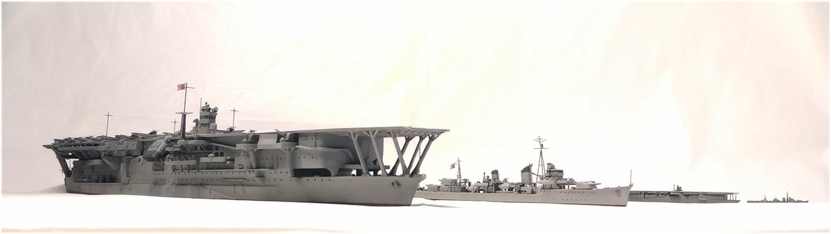 yeidoi's tweet photo. ミッドウェー海戦
Battle of Midway
1942

ハセガワ 1/700   加賀
アオシマ 1/700   舞風
フジミ　 1/3000 赤城・陽炎型 https://t.co/fv40f5Lm6U
