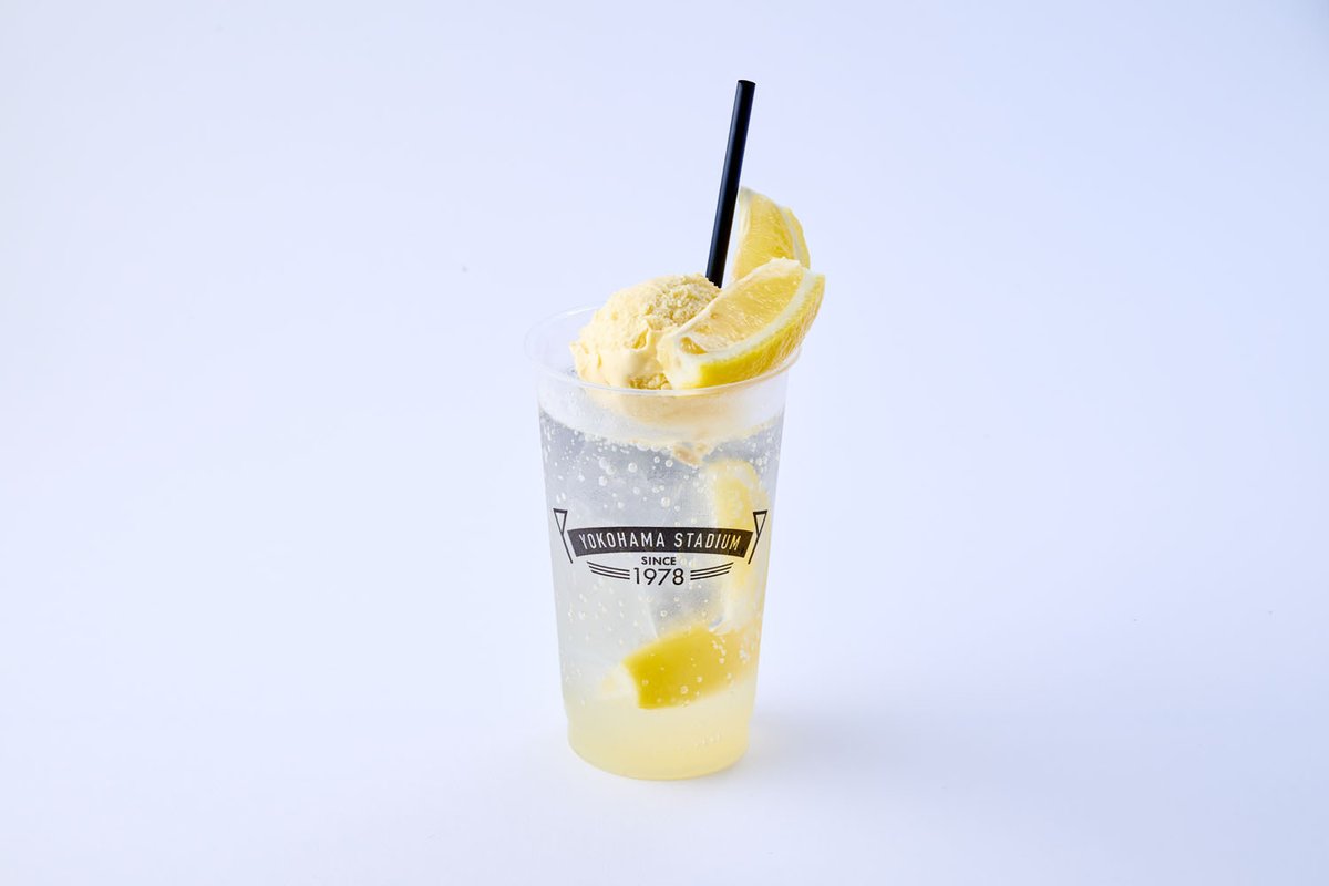 ydb_yokohama's tweet photo. ＼6/6(土)、7(日)限定🍹／
#横浜スタジアム での観戦にぴったりな冷たいフロートドリンクが期間限定で登場！

🍹オリジナルレモンソーダフロート
🍹ベイスターズ・ソルトコーラフロート

冷んやりクールダウンしながら、チームへ熱い声援を送りましょう！🌟

対象の飲食店舗にてお買い求めいただけます💡

詳しくはこちら
https://t.co/2uRdVaVEQL

#baystars