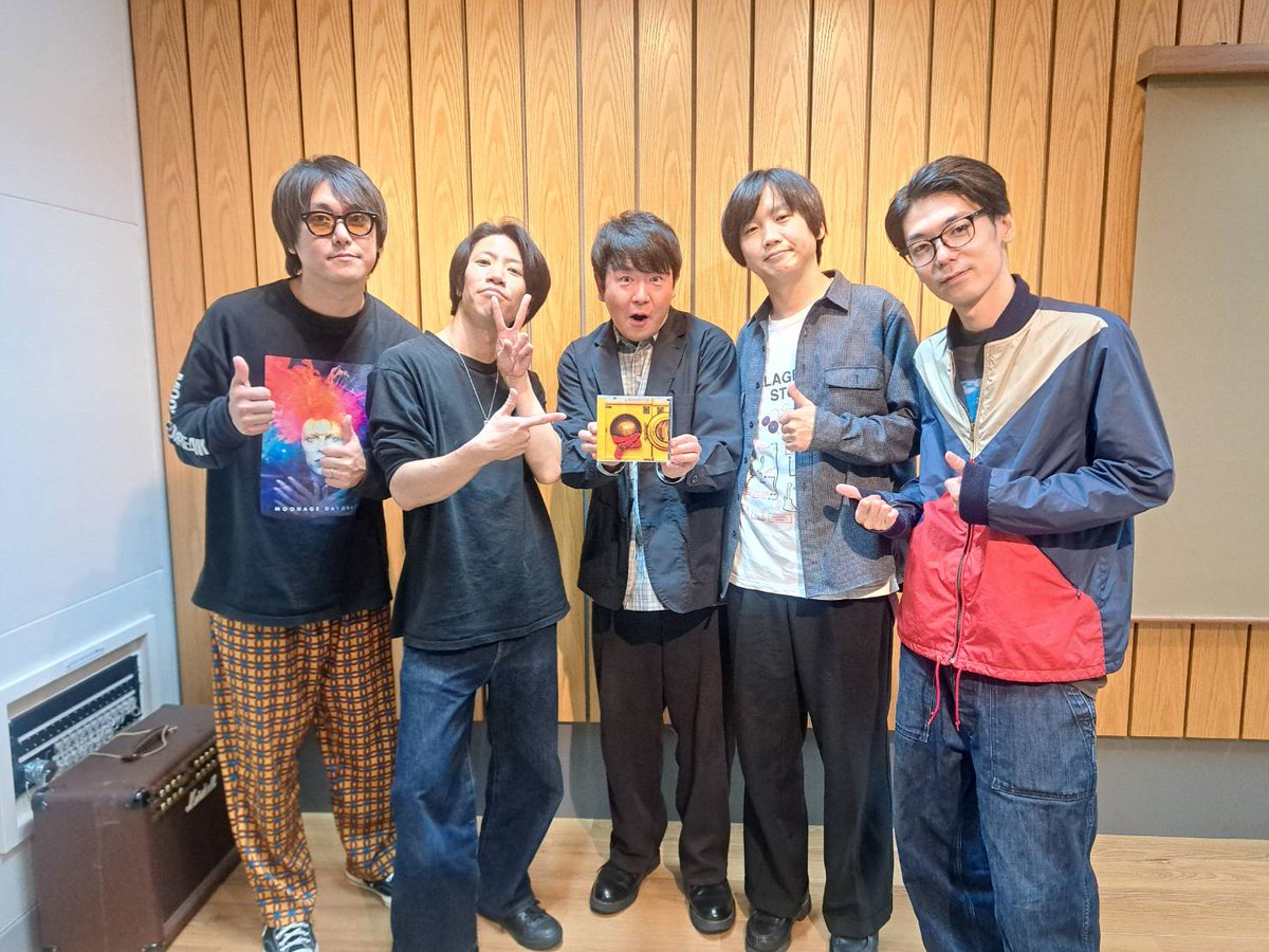 tamariba10's tweet photo. まずは最近出演して下さったバンドから嬉しいニュースが！😍

前回秋田公演が延期となったビレッジマンズストア、12月18日(金)に振替公演が決定‼️✨✨

そして、配信チャレンジに挑戦していたNEVER FADEは5曲がカラオケでの配信決定‼️

要チェックです‼️🥰

#タマリバ #tama10
https://t.co/23KGWxFhue https://t.co/IX8RFuqSCw