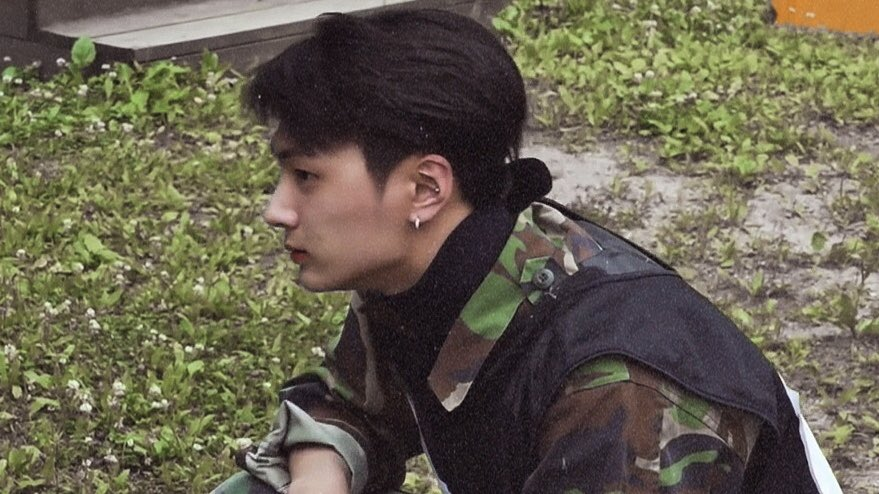 rienhypen's tweet photo. i still remember this jay like it was yesterday https://t.co/FB3Z8pe93E