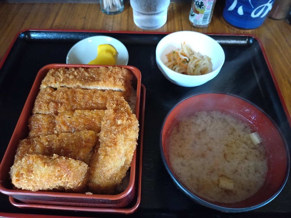 pomponitako's tweet photo. カツ重
#天吉 https://t.co/weWdxGKbhC