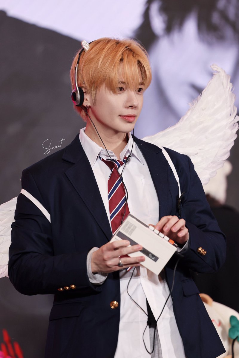 Wangtiantian2's tweet photo. 260516

록 천사👼🏻🤘🏻

#태현 #TAEHYUN #テヒョン
#투모로우바이투게더
#TXT #TOMORROW_X_TOGETHER https://t.co/IjFgjPAp4b