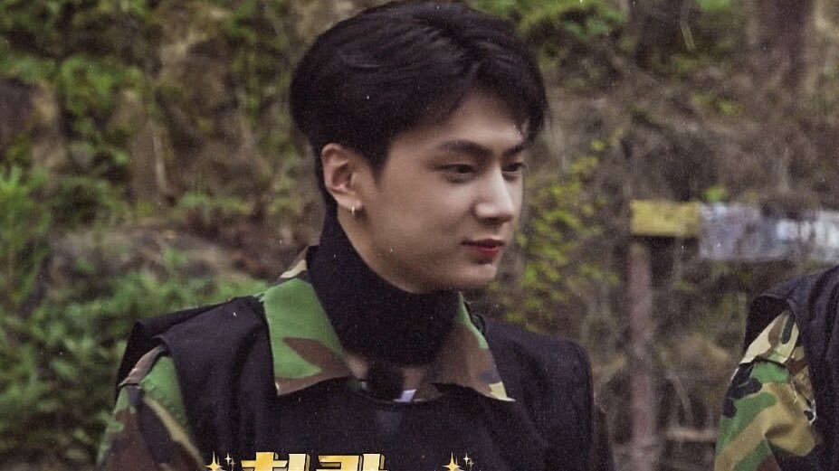 rienhypen's tweet photo. i still remember this jay like it was yesterday https://t.co/FB3Z8pe93E