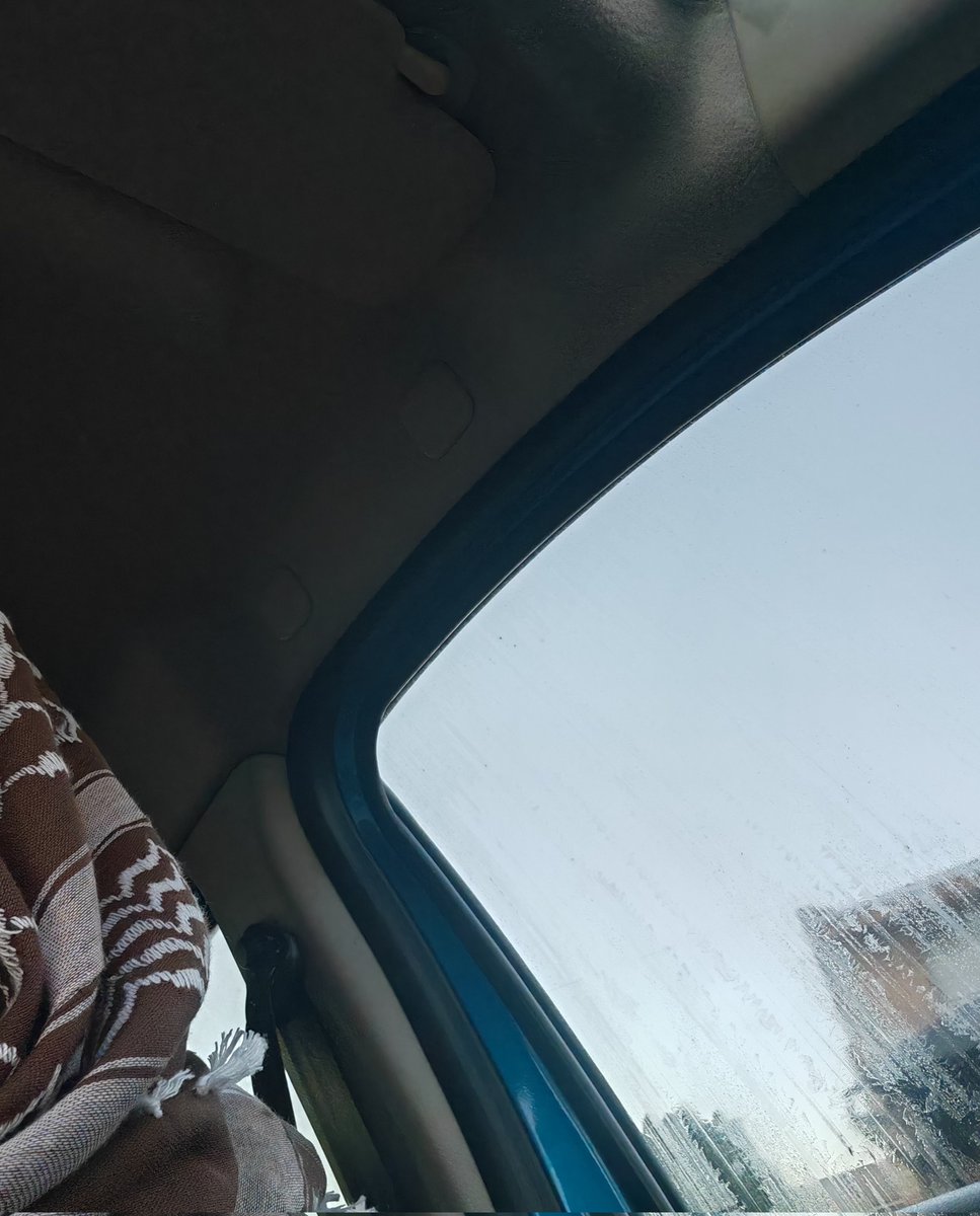 Curry_Sub's tweet photo. May Allah reward every student that sacrifices their warm bed to come out in this weather at the time of Tahajjud to learn the Qur'an.. Even though some of them don't learn their work, which doesn't make sense coz why you leaving your bed if. OK nvm. I'm getting carried away. https://t.co/GWSQLUB9uP
