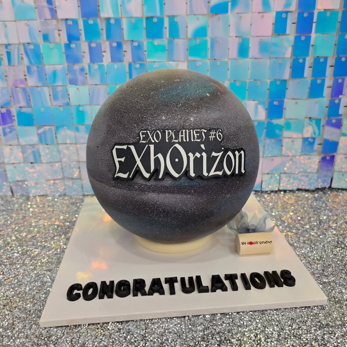milkteus's tweet photo. the cake shop posted photos of the cake nct’s doyoung sent to exo for their seoul concert which also coincided with sehun’s birthday!

this is what it looked like before it got completely smashed open with a hammer~ 😅😭 https://t.co/qZcNzdC8Ix