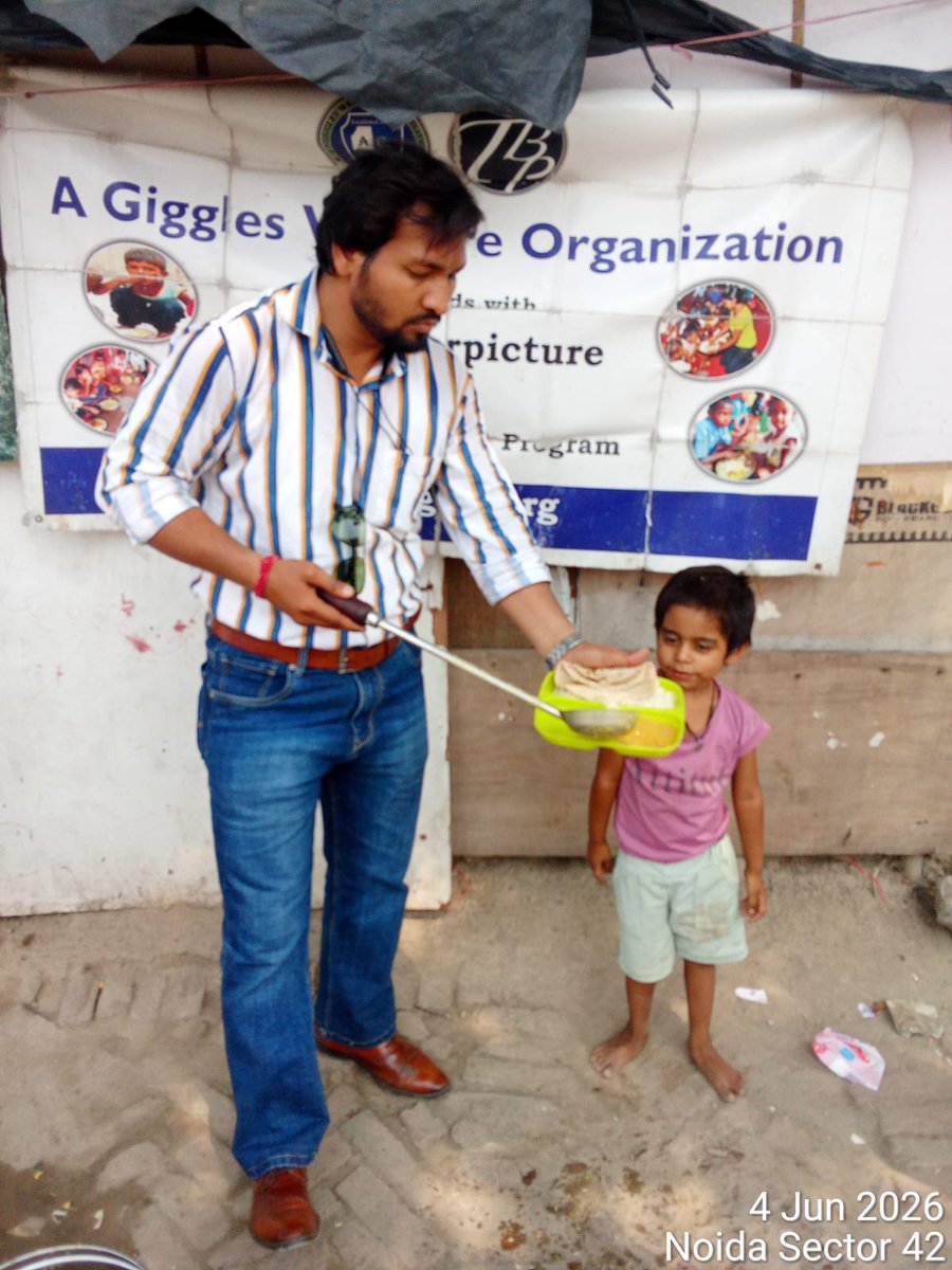 agwo_org's tweet photo. Yet for countless children living on the streets and in underserved communities, hunger is a daily reality. Behind every innocent smile is a silent struggle—a struggle for food, security, and a chance at a better life.

#AGWO #TheBiggerPicture #FeedTheHungry #EndHunger https://t.co/690dbV4kPS