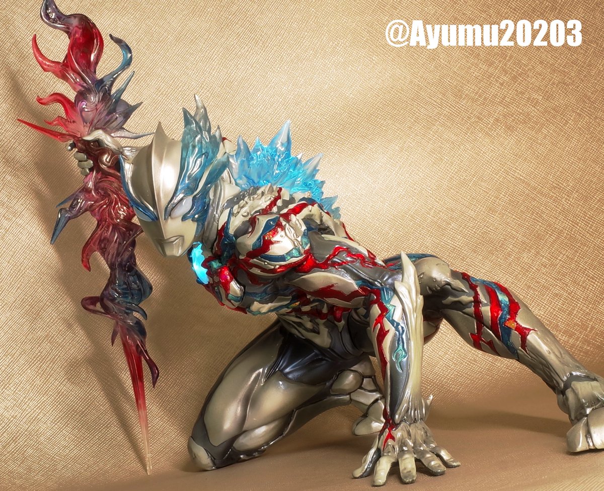 Ayumu20203's tweet photo. あす6/6 12:00 ～ 6/7 18:00まで開催
トレジャーフェスタオンライン23にてガレージキットを販売します。
ディーラー名：Wrong Floor
卓番号：H-04
「ウルトラマンブレーザー（スパイラルバレード）」
「仔猫を助けたアトム」
アトムの方は再販未定ですので遠方の方もこの機会にぜひ。 https://t.co/11prZRySFN