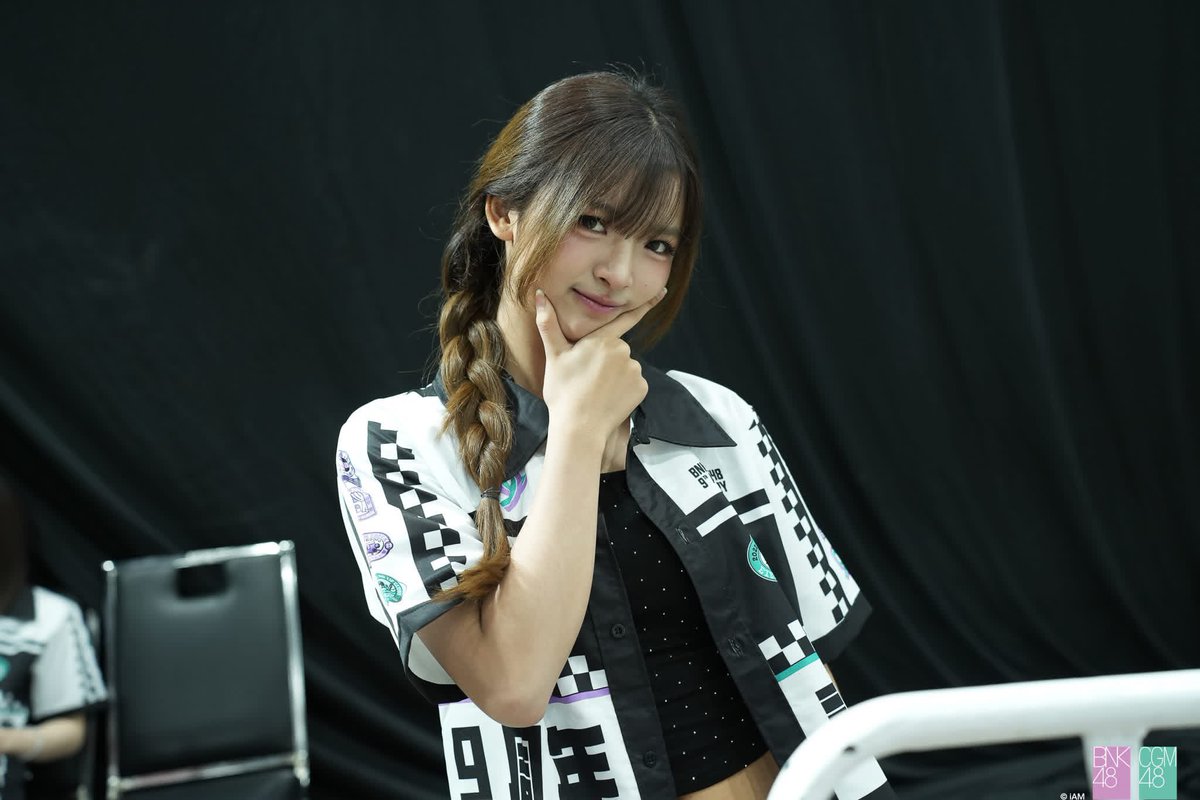 PARAofPraew_TH's tweet photo. [💜💚] #BNK48CGM48OnCloud9Festival

ขอขอบคุณทุกคนที่มาร่วมสนุกกับน้องแพรวที่งาน BNK48 &amp; CGM48: On Cloud 9 Festival –9th Anniversary– ทั้ง 3 วันนะคะ 👧🏻💘

🗓️ 30 MAY - 1 JUN 2026
📍 MCC Hall, The Mall Lifestore Bangkae

#PraewBNK48 #BNK48
#PonytailtoShushuTH
#ポニーテールとシュシュ https://t.co/HBOEiXPbmB