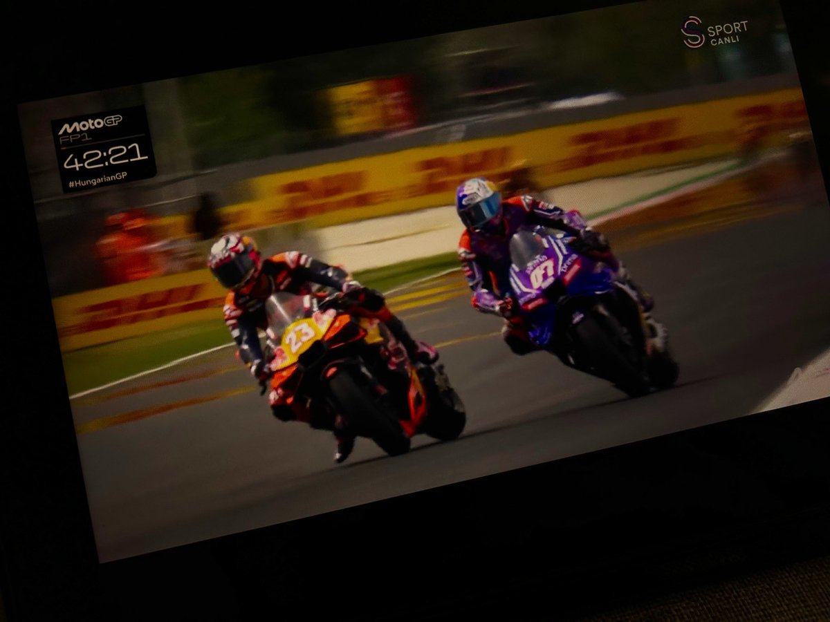 cestfindikk's tweet photo. -Günaydıkk
#MotoGp 
#HungarianGP 
@Toprak07TR https://t.co/veXVs2OuGA