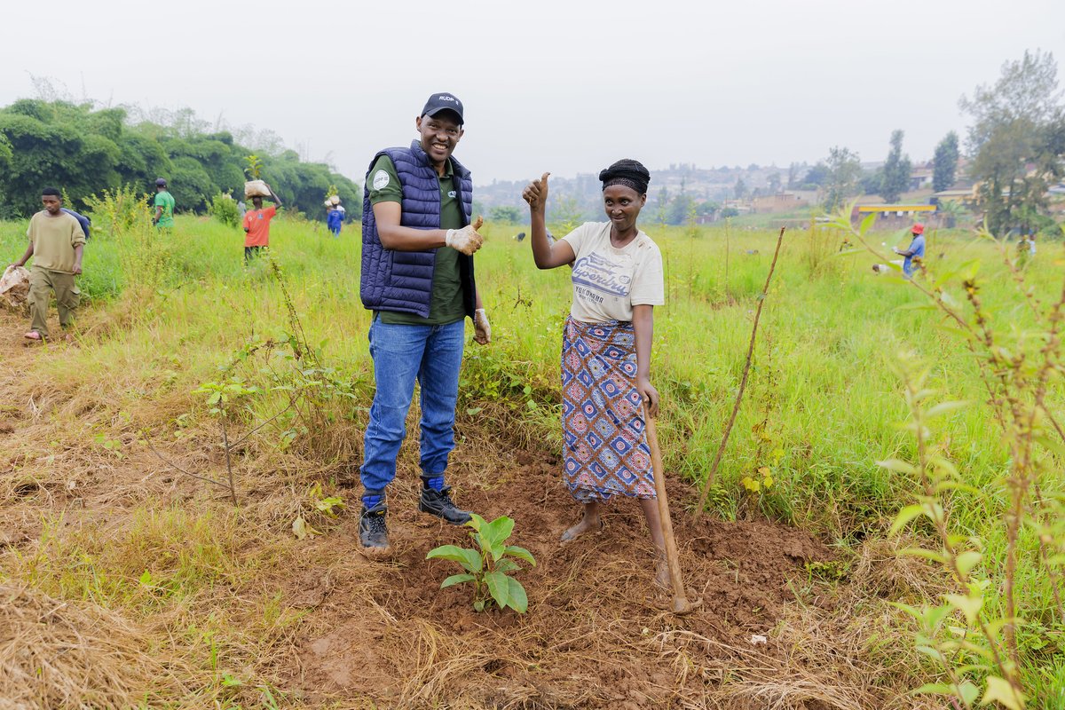 UNDP_Rwanda's tweet photo. This #WorldEnvironmentDay, we must keep turning up the volume on the urgent signals the Earth is sending. 

But we also celebrate the champions answering the call! 

This year marks 20 years of incredible, continuous impact by @REMA_Rwanda. 

📷by REMA https://t.co/opJhvWCWTd