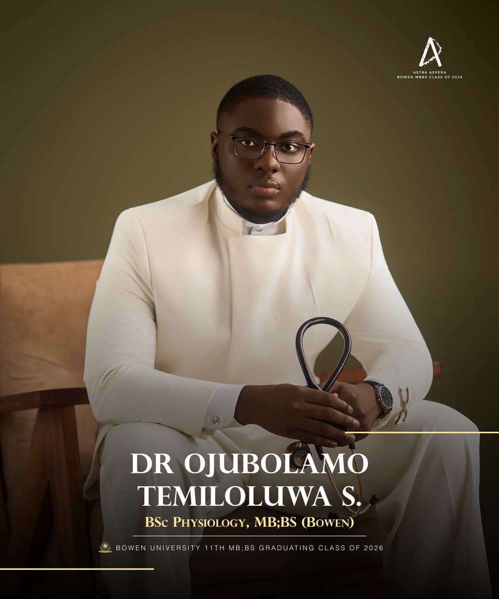 DrTemi_Oju's tweet photo. Tasked with saving lives now. 

Dr. Ojubolamo T.S (BSc. Physiology; MBBS), at your service 🩺
 #AstraAspera https://t.co/epeI39JA2l