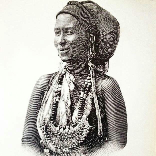 frankonX_'s tweet photo. For my Somali mutuals or any Somali person, what is this dress called? https://t.co/MyzC1FGLSl