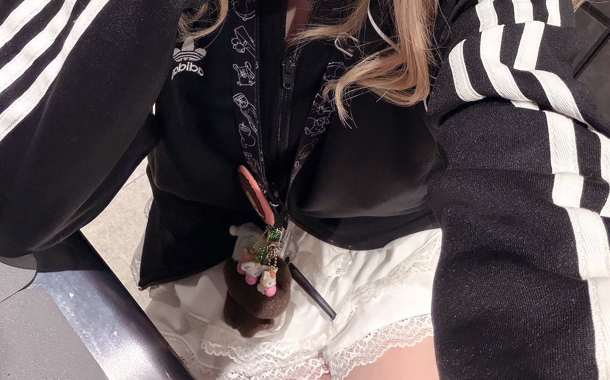 anend22_'s tweet photo. #新しいプロフィール画像

さすがに黒髪嘘すぎたから https://t.co/hTjrOci2L6
