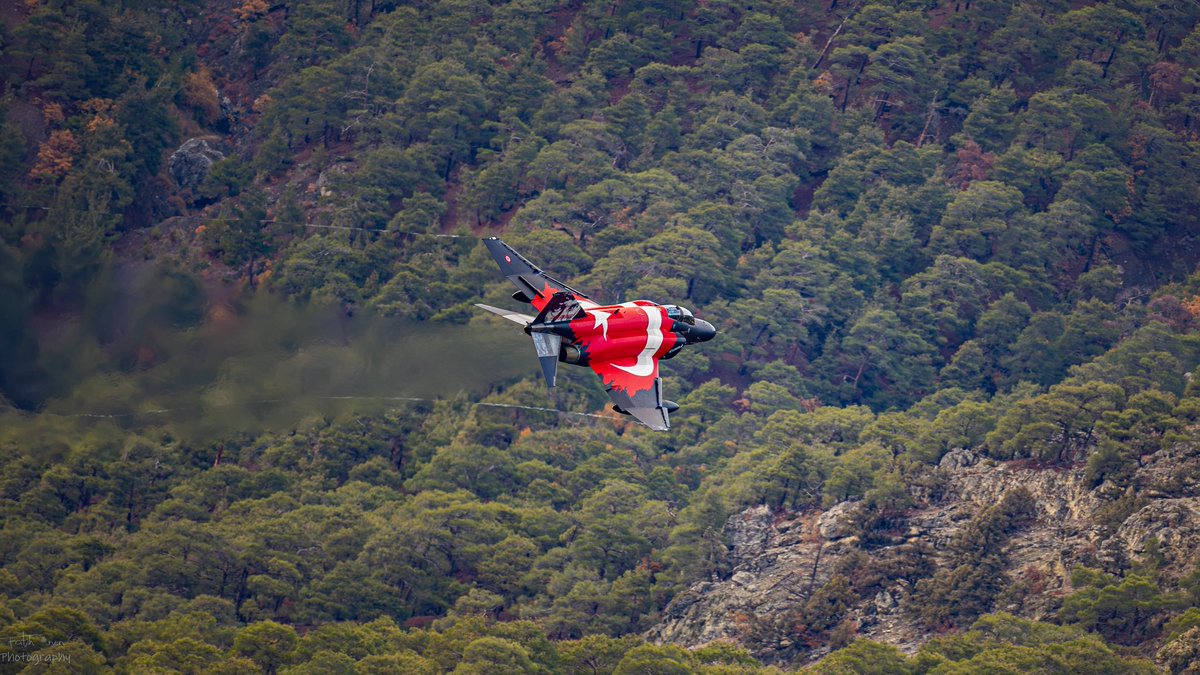 _Fth's tweet photo. 🇹🇷BABA🇹🇷PhantomF4E- hangimiz sevmedik?

#phantomphriday #phantomphrover #türkhavakuvvetleri #turkishairforce #eskişehir https://t.co/2mfsVz39px