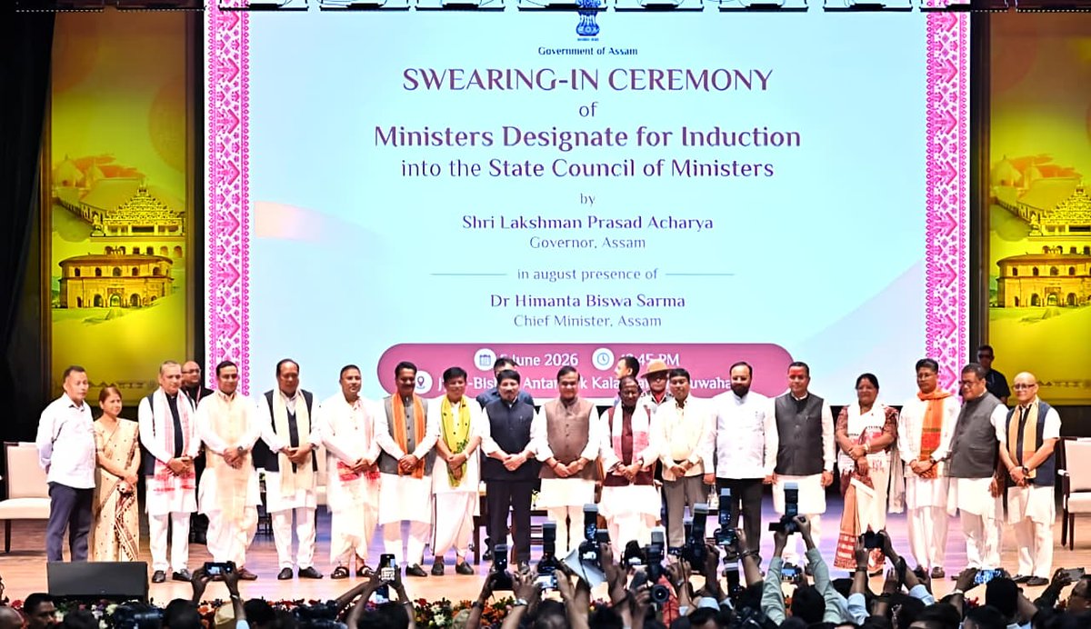 himantabiswa's tweet photo. Today, the expanded #TeamAssam took oath of office and secrecy to serve the people of Assam.

It's a balanced team which represents the aspirations of all sections of people and their experience and wisdom will further strengthen our resolve of building a #ViksitAssam. https://t.co/ckTI9doTdQ