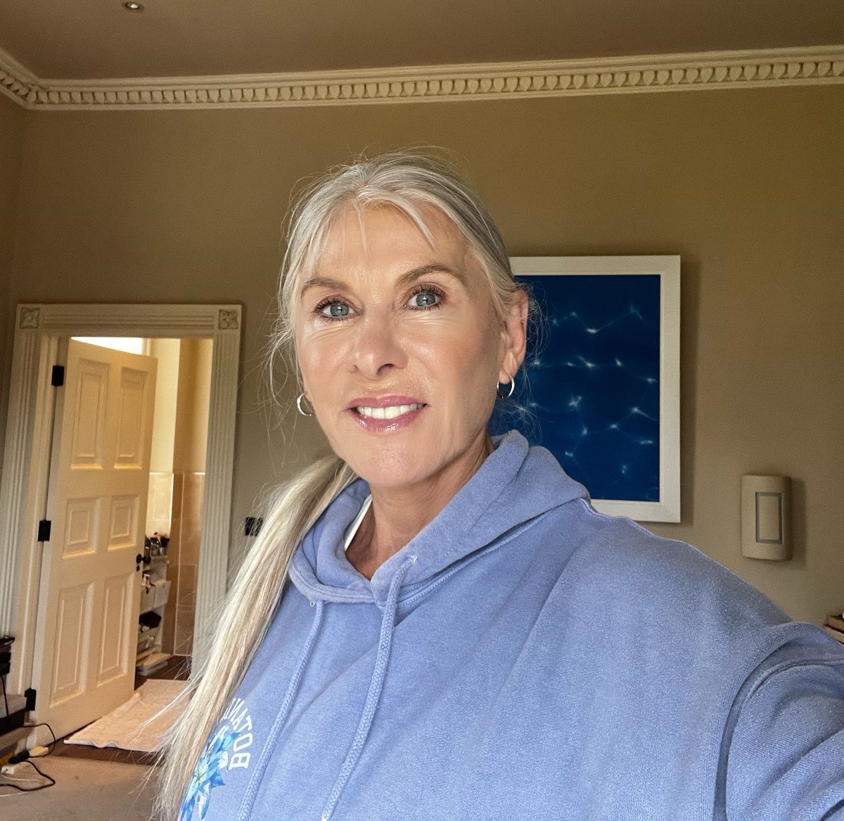 sharrond62's tweet photo. Happy ffriday, crackerjack! Busy week, great reports out on why women &amp; girls must retain their sex based sports by Sex Matters yesterday &amp; Seen in Sport today. Question in chamber on how we keep sports women safe from men in their sports &amp; meetings with legal teams for us at WSU https://t.co/kAzhZWRaER