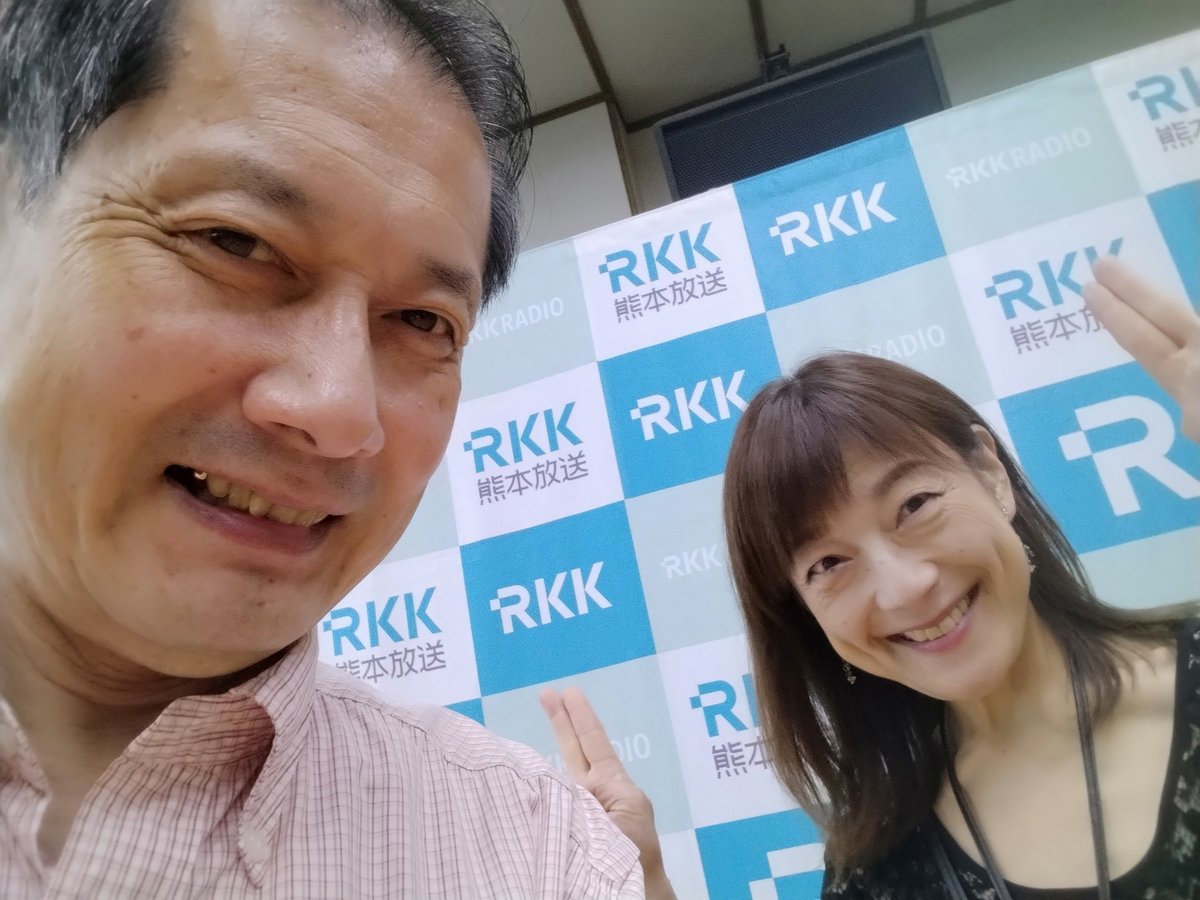 mryk1968's tweet photo. 梅雨入りしても抜かりなく、、まつ毎月第恒例、美女との２ショット。 https://t.co/eQv0mkheqV