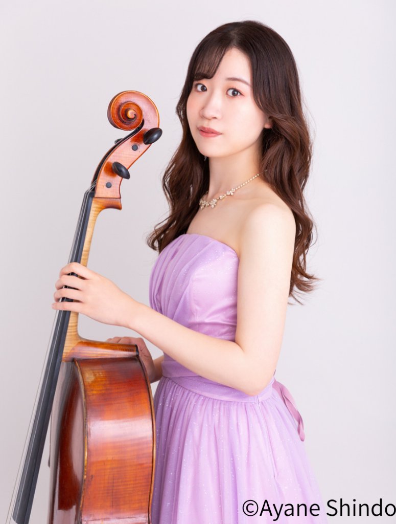 Music_Dialogue's tweet photo. 【7/1本公演】〜ヤング・アーティスト・シリーズ2026に寄せて⑤🕊️〜

Music Dialogue室内楽塾に参加した若手演奏家を対象に、次なるステップとしての学びと演奏の機会を提供する新シリーズ✨

開催に向けてフレッシュなメンバーから1人ずつメッセージをいただきました💌

本日は、昨年のヤング・アーティスト・パフォーマンス、今年3月の東京塾に参加されていたチェロの #蕨野真美 さん。その思い出と今回への意気込みを語ってくださいました🎶

↓↓メッセージはスレッドへ🧐↓↓