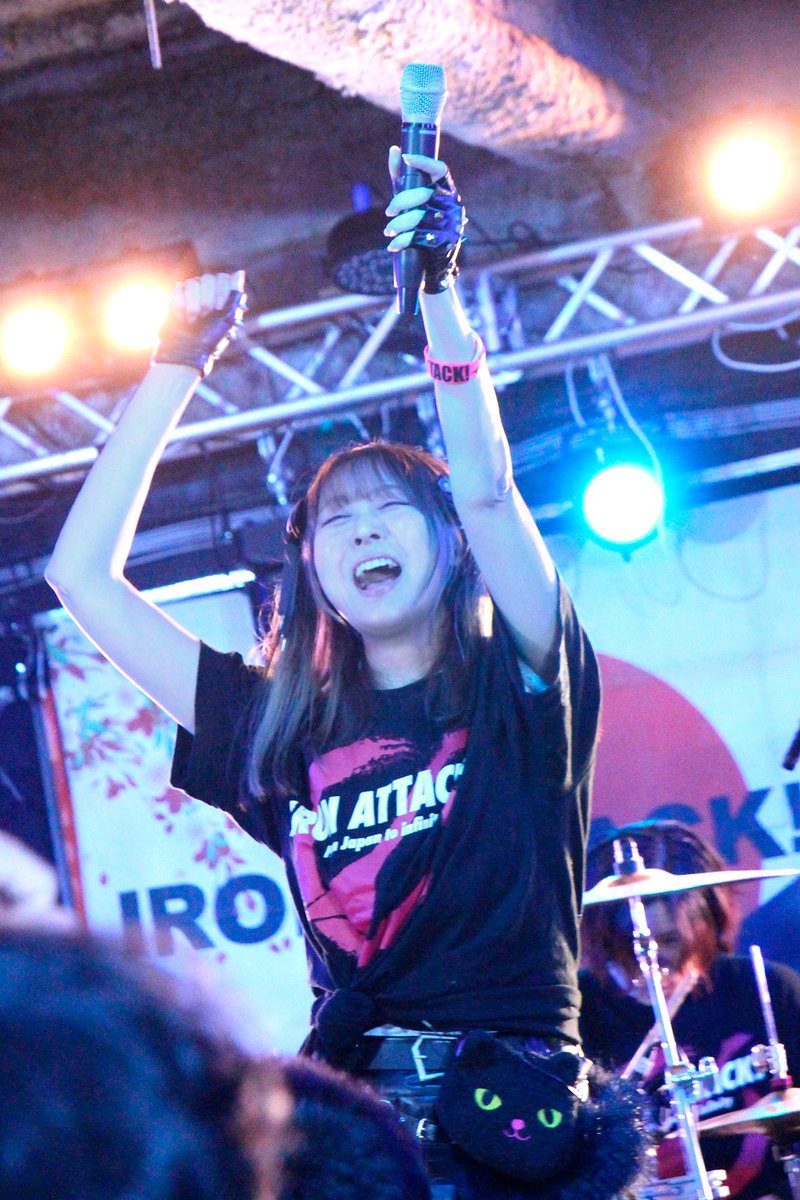 AttackIron's tweet photo. 🔥IRON ATTACK!20周年ワンマンライブ「一撃 」🔥

2026年12月13日(日)
会場：新宿ワイルドサイドTokyo
時間：OPEN17:00 / START17:30
チケット：前売4,500円 / 当日5,000円（入場時+1D代）
━━━━━━━ ◇ ━━━━━━━
🎟️前売チケット
⇒オリジナルデザインチケットはこちら
🛒公式オンラインショップ（送料無料）…https://t.co/3ueFO63eRs
🛒BOOTH（送料無料）…https://t.co/jejfX1uOTy

⇒プレイガイドはこちら
💻イープラス…https://t.co/BKSnNjWuHo

⇒簡単予約フォーム（チケット取り置き）
📧https://t.co/il8UkSNdno

📧XのDMでもお取り置きできます！
━━━━━━━ ◇ ━━━━━━━
【入場順】
実券（公式オンラインショップ、BOOTH、手売り）整理番号順→イープラス（整理番号順）→予約フォーム、DM予約→当日券

（⇓ 2025年12月富山ライブ写真だよ📸）