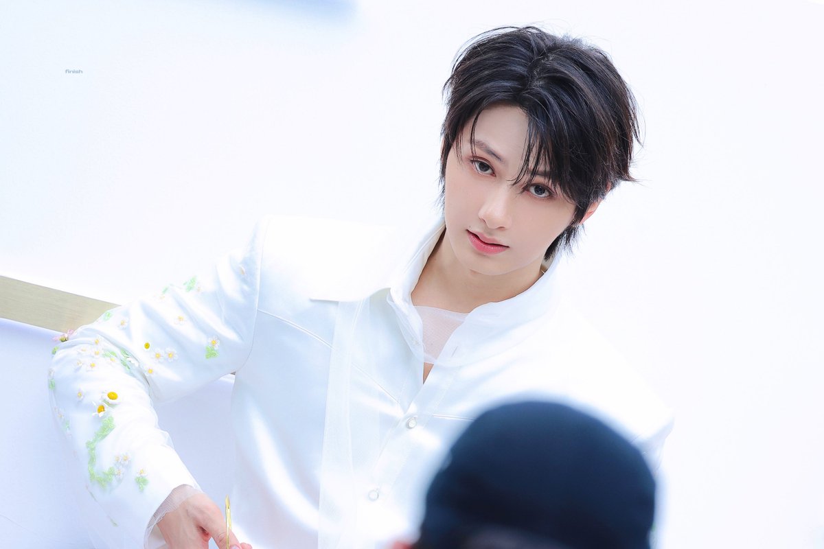 finish0610's tweet photo. 260605

#준 #JUN #문준휘 #ジュン #文俊辉 #세븐틴 #SEVENTEEN https://t.co/ySuW2Fv5m6